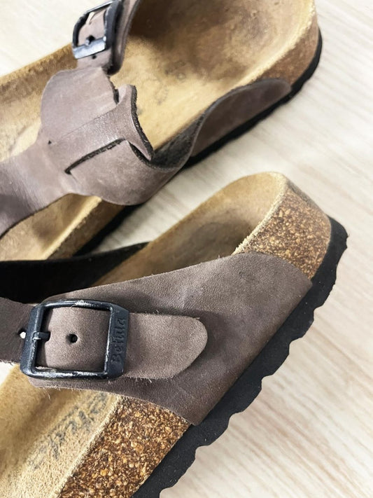 betula birkenstock oiled leather thong sandal - good market thrift store