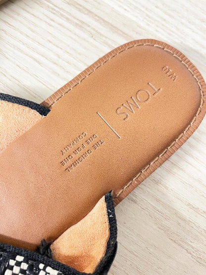 toms viv woven fringe criss cross sandal - good market thrift store