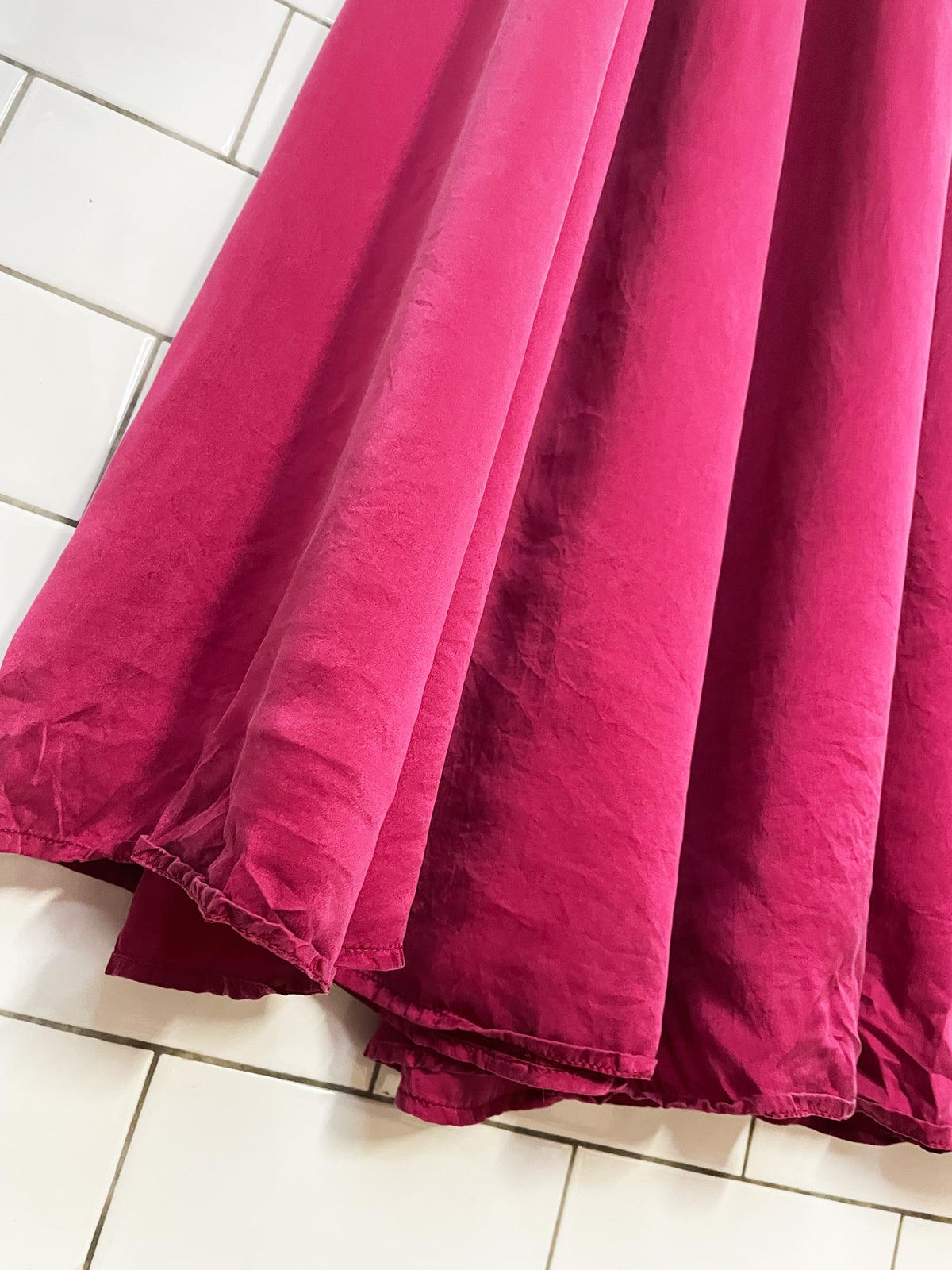 vintage 100% silk full flowy maxi skirt