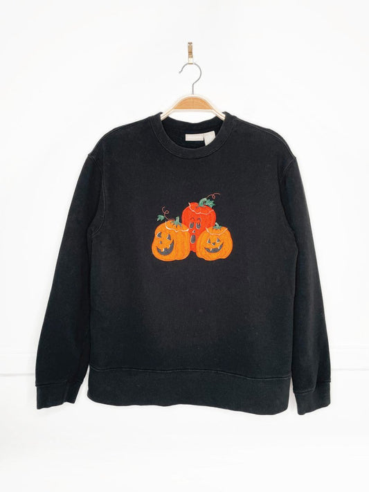 fieldgear pumpkin patch felt appliqué sweatshirt | halloween - good market thrift store