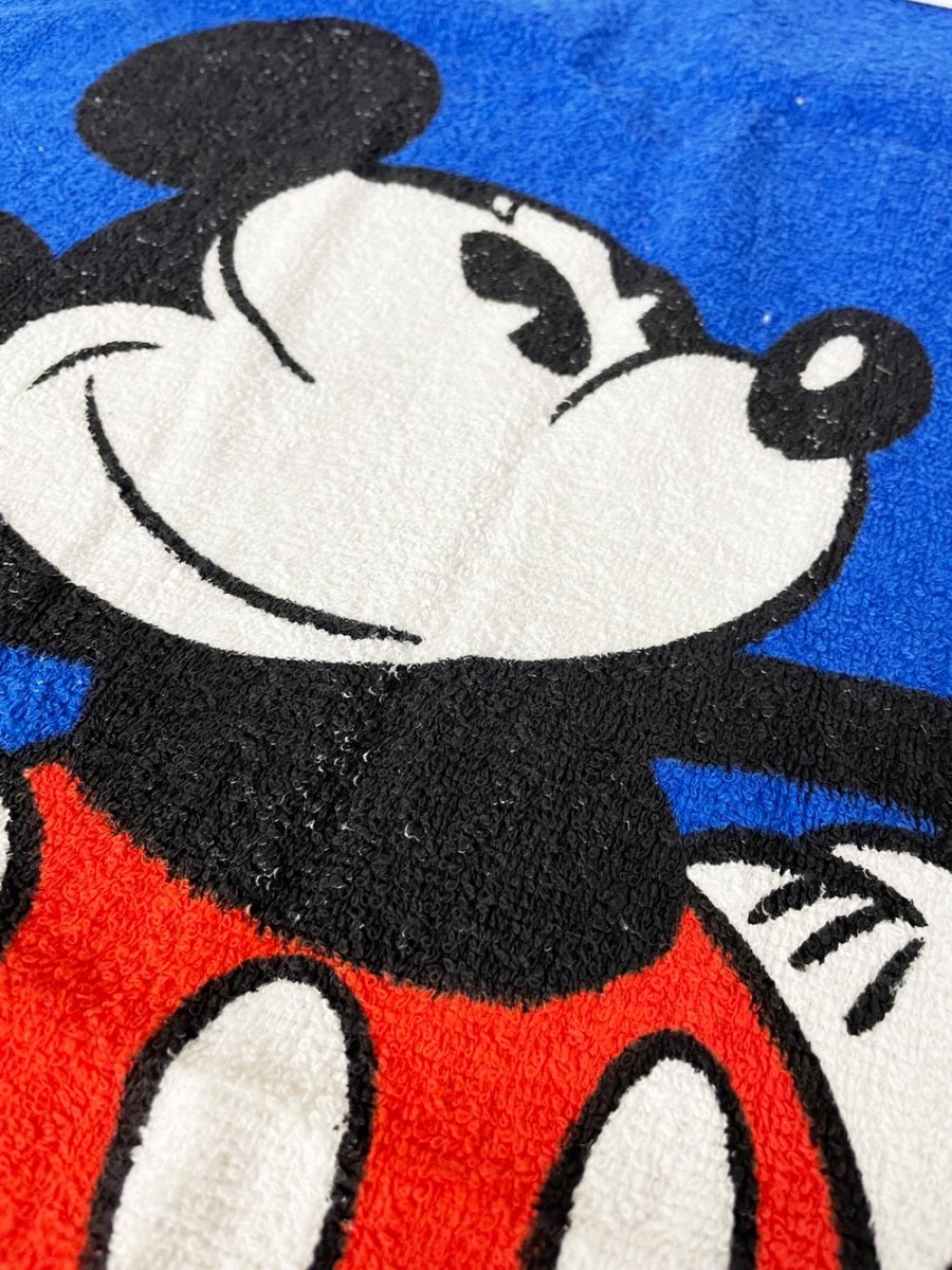 deadstock vintage 90s disney x dophes mickey mouse towel - good market thrift store
