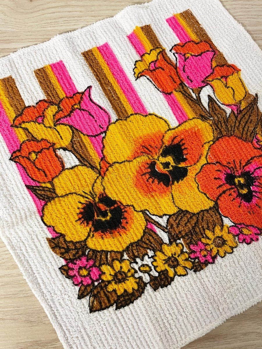 vintage 70s kathaway floral terry apron + cloth set - good market thrift store