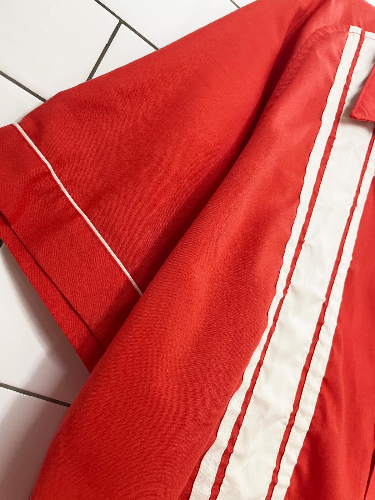 vintage 70s budweiser bowling stripe full button shirt | made in usa | swingster jackets