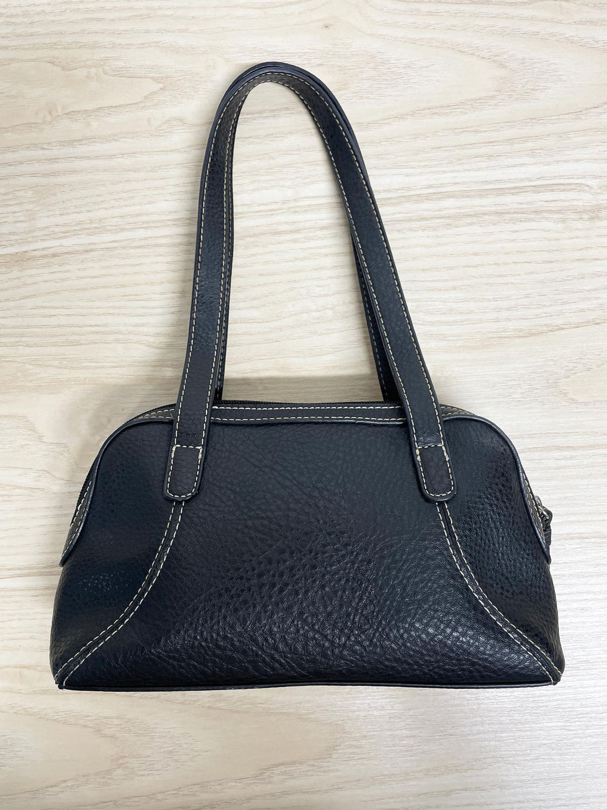 y2k liz claiborne pebbled leather contrast stitch mini shoulder bag