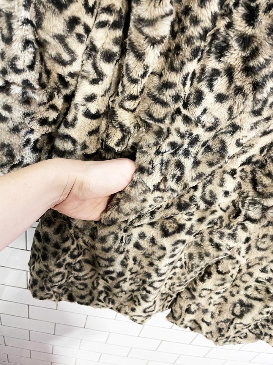 vintage 00s regal faux fur animal print snap button flare sleeve jacket - good market thrift store