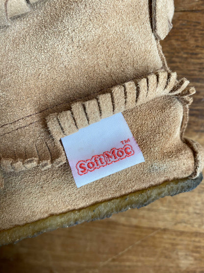 softmoc suede fringe short boot moccasins