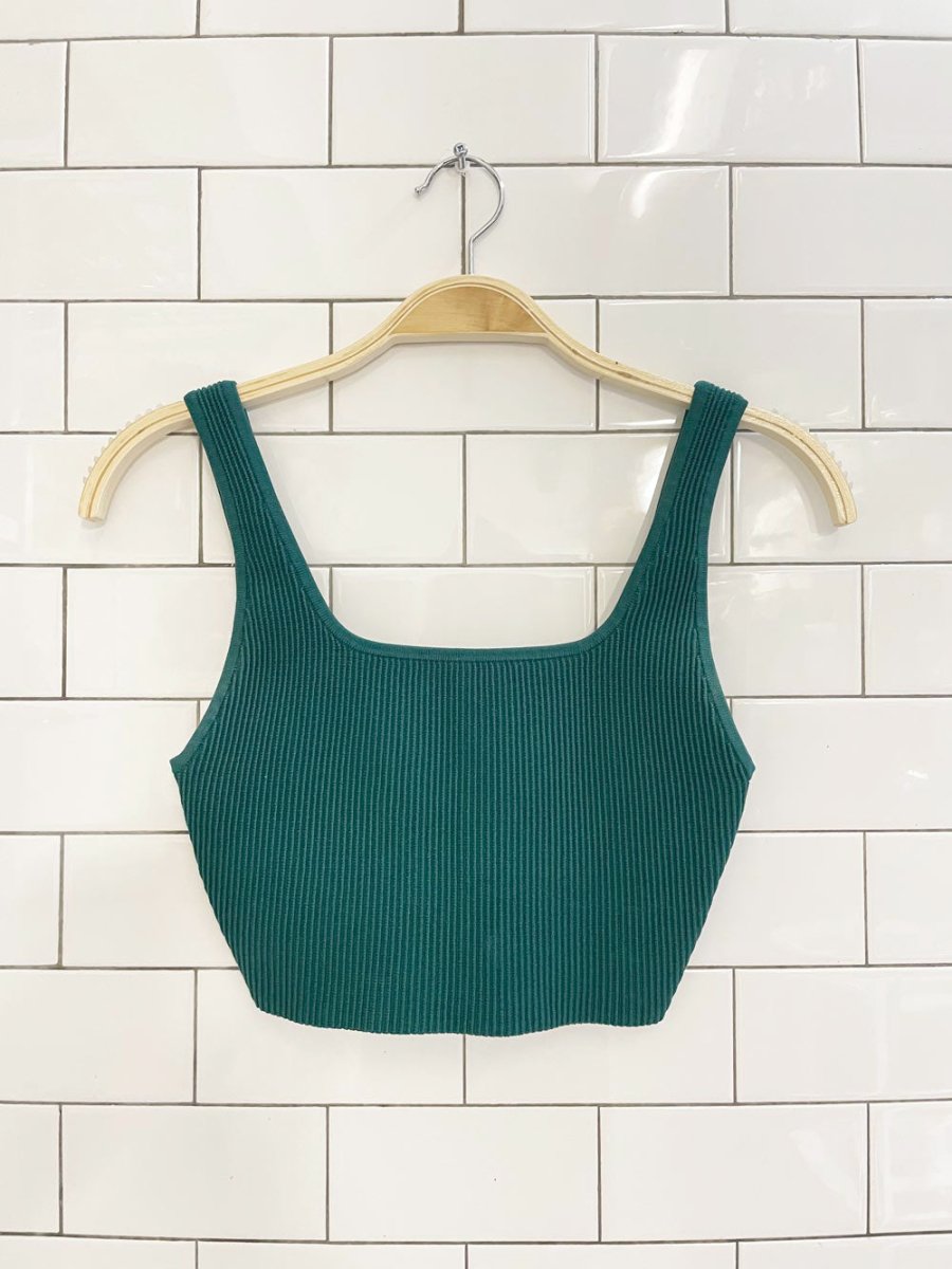 babaton sculpt knit cropped top | aritizia - good market thrift store