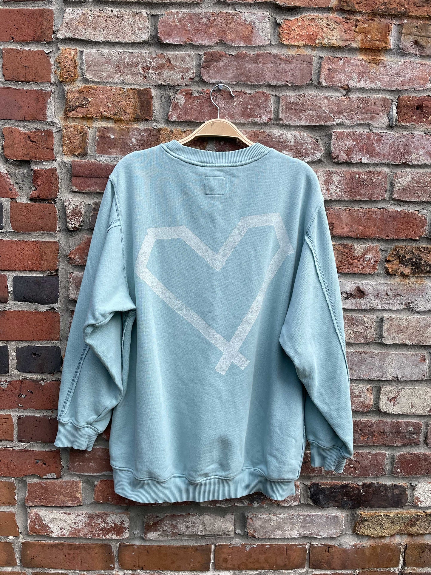 aerie the sweat every day big heart crew