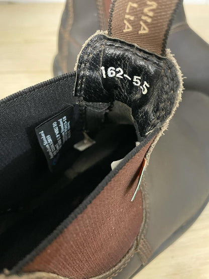 blundstone unisex round toe leather chelsea boot