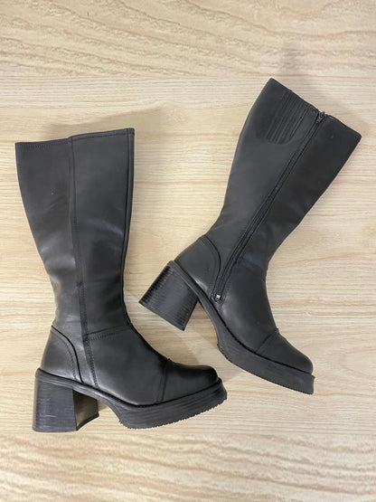 vintage 90s aldo chunky heeled knee high leather boot - good market thrift store