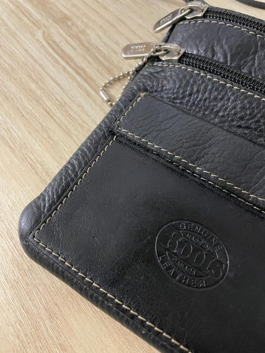 vintage 00s roots crossbody leather bag - good market thrift store