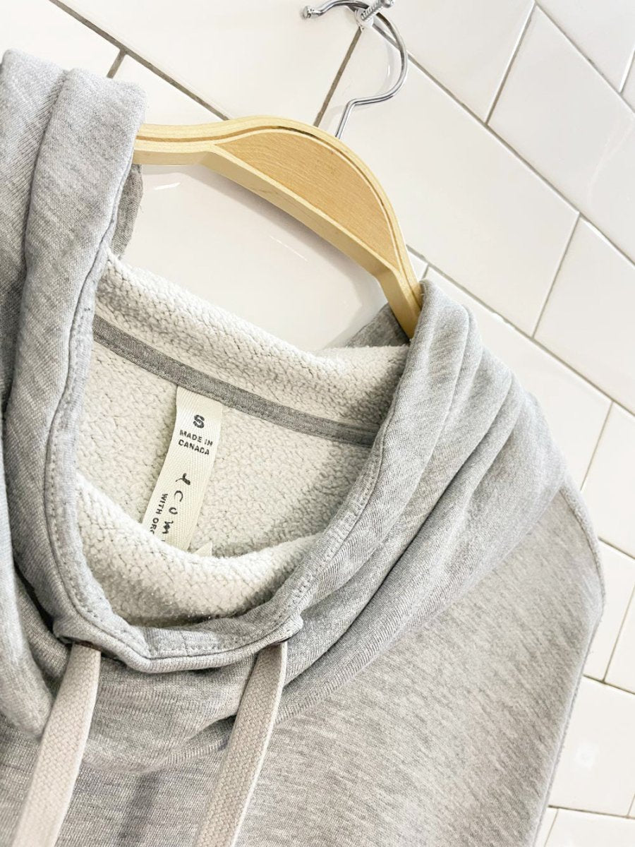 community batwing oversized short sleeve hoodie | aritzia - good market thrift store