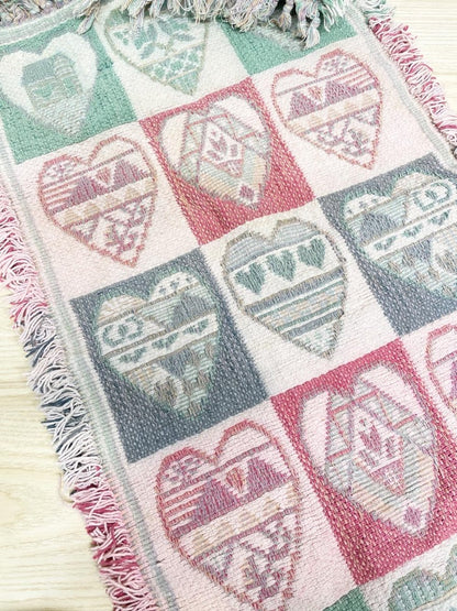 vintage 00s woven heart runner - good market thrift store