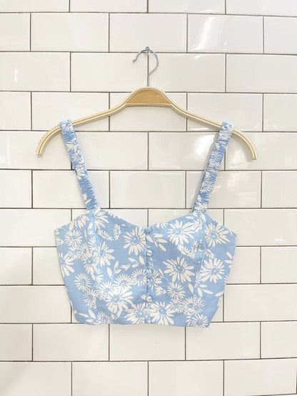 zara covered button daisy print crop tank - good market thrift store