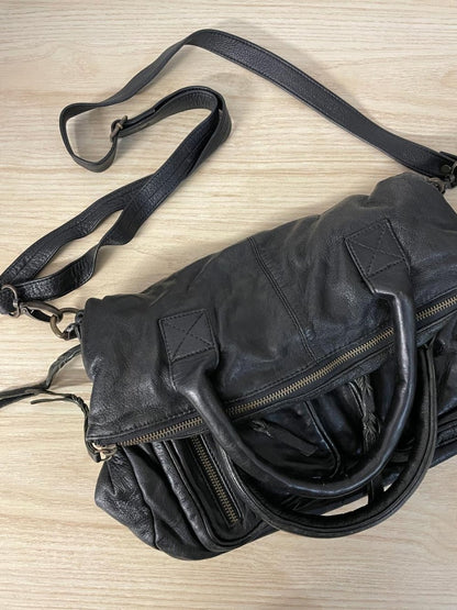 danier soft hobo fold over leather purse - good market thrift store