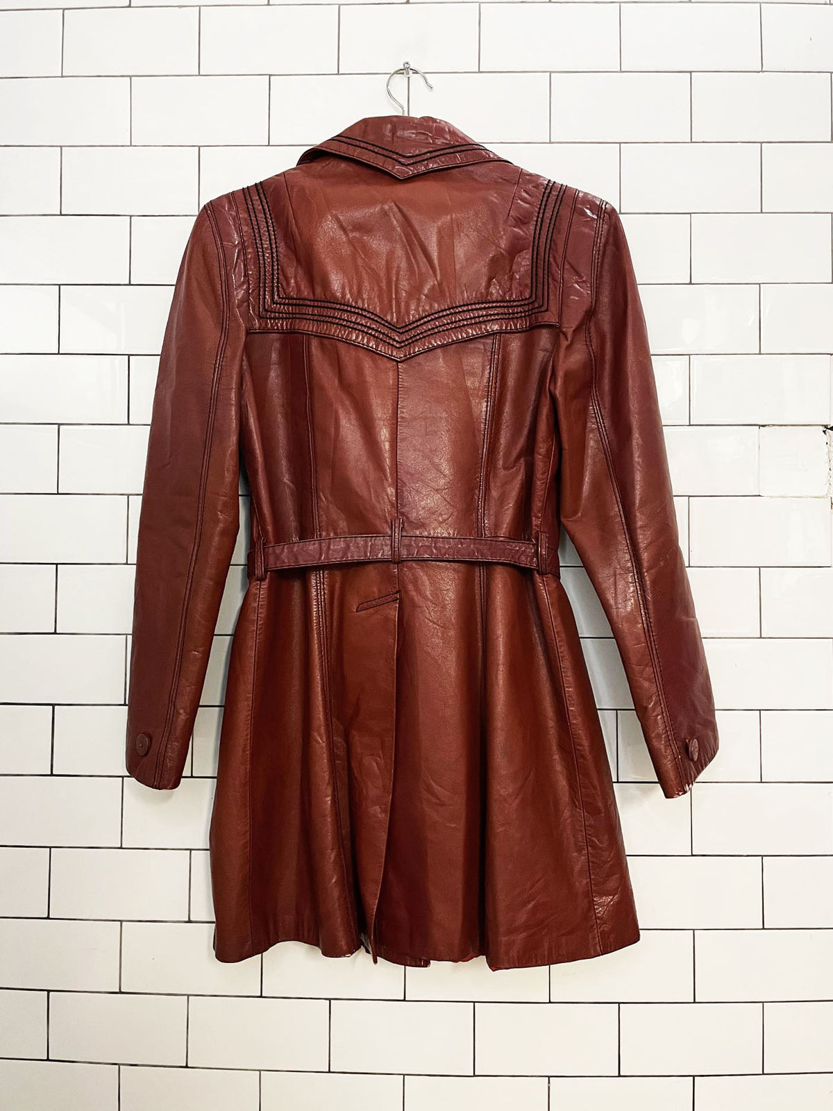 vintage 70s suburban heritage leather contrast stitch belted jacket