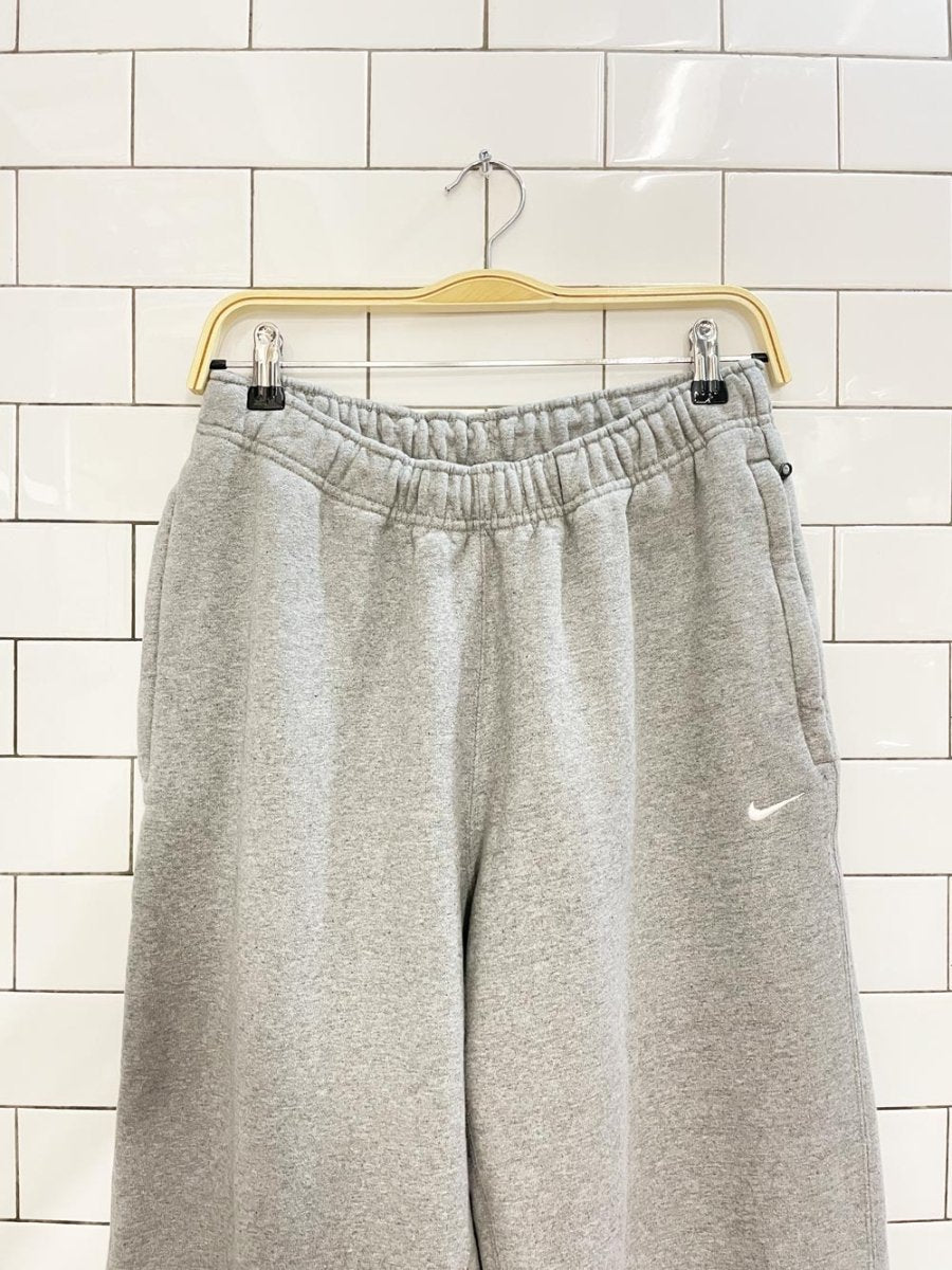 nike minimal swoosh grey joggers - good market thrift store