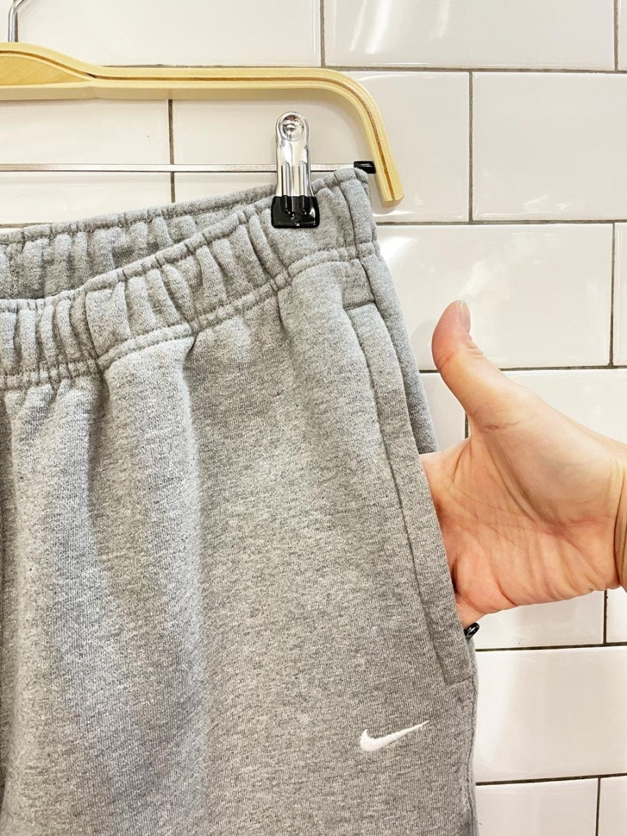 nike minimal swoosh grey joggers - good market thrift store