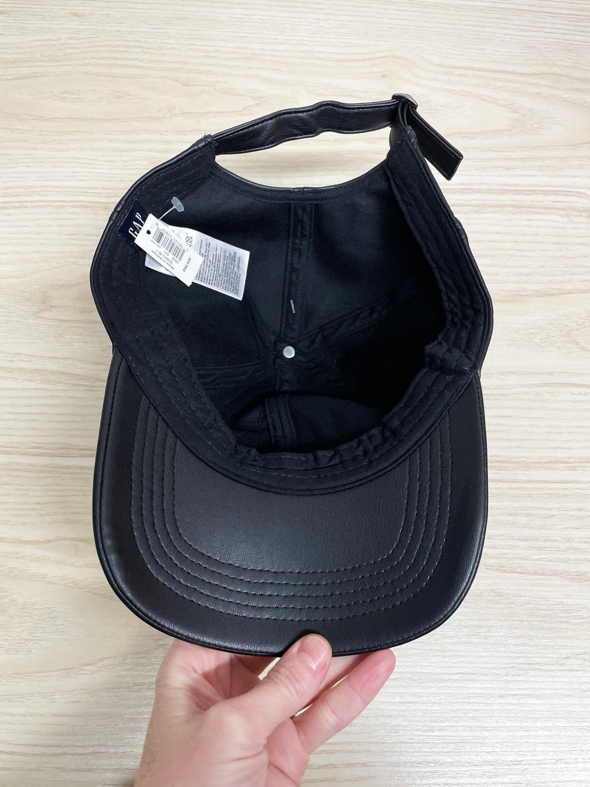 nwt gap faux leather hat