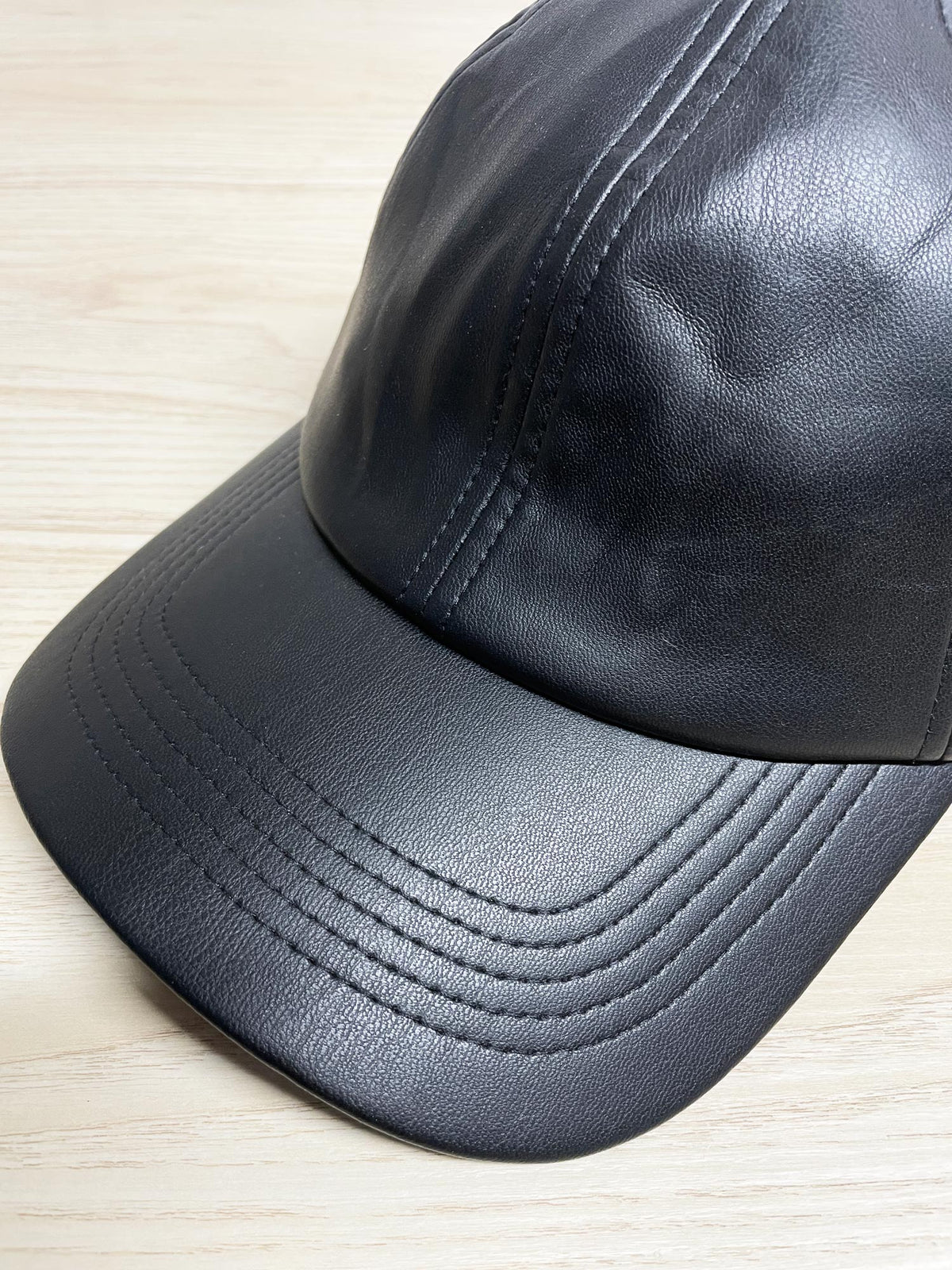 nwt gap faux leather hat