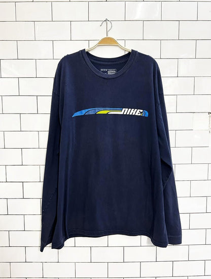 vintage 00s nike long sleeve tee - good market thrift store