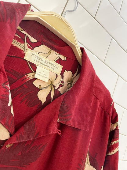 island republic 100% silk resort shirt - good market thrift store