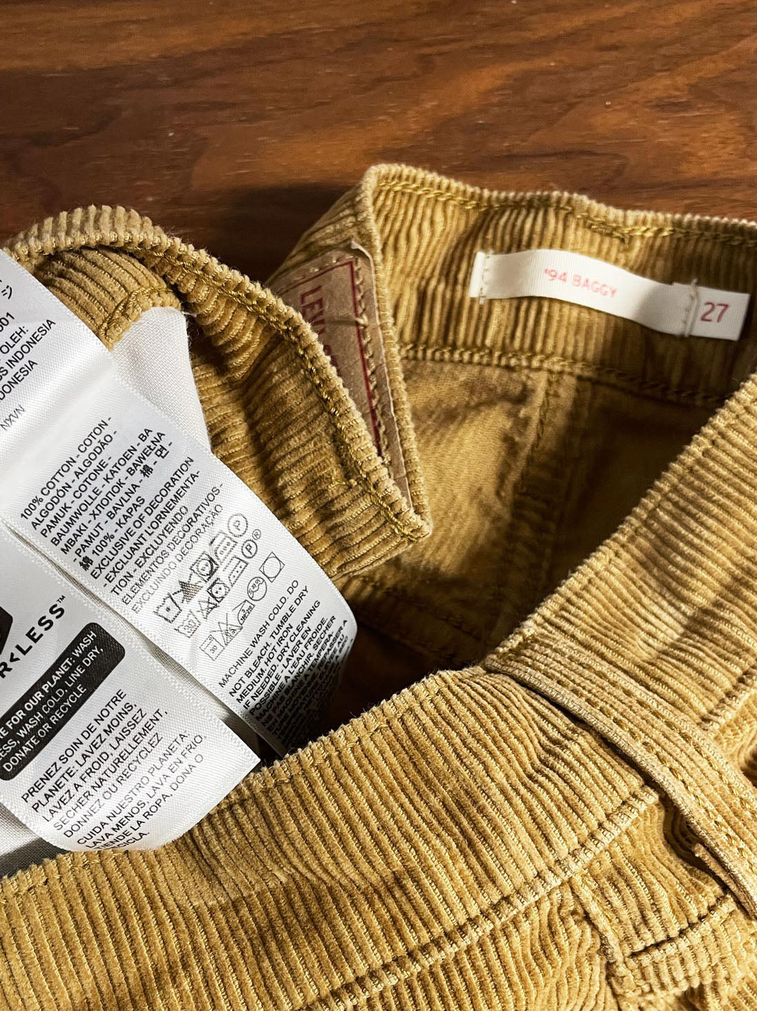 levi's 94 baggy corduroy pants