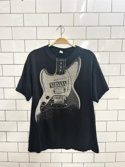 vintage 00s nirvana grunge guitar graphic tee