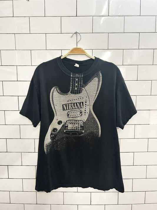 vintage 00s nirvana grunge guitar graphic tee