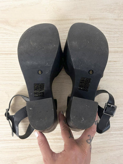 topshop chunky platform ankle strap sandals - good market thrift store