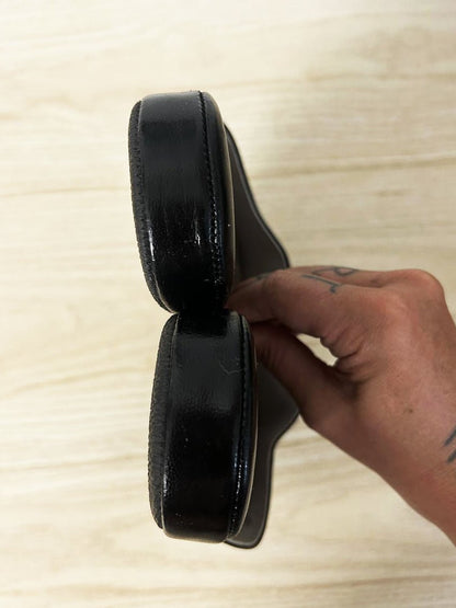 danier minimal leather slip on mules - good market thrift store