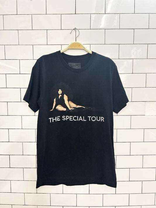 lizzo the special tour tee