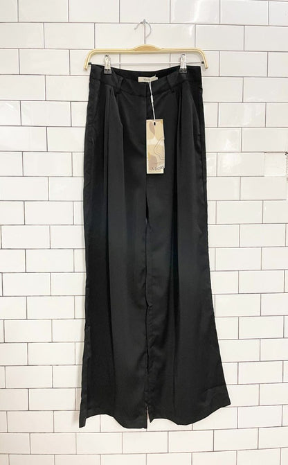 nwt micas high rise pleated wide leg trouser - good market thrift store