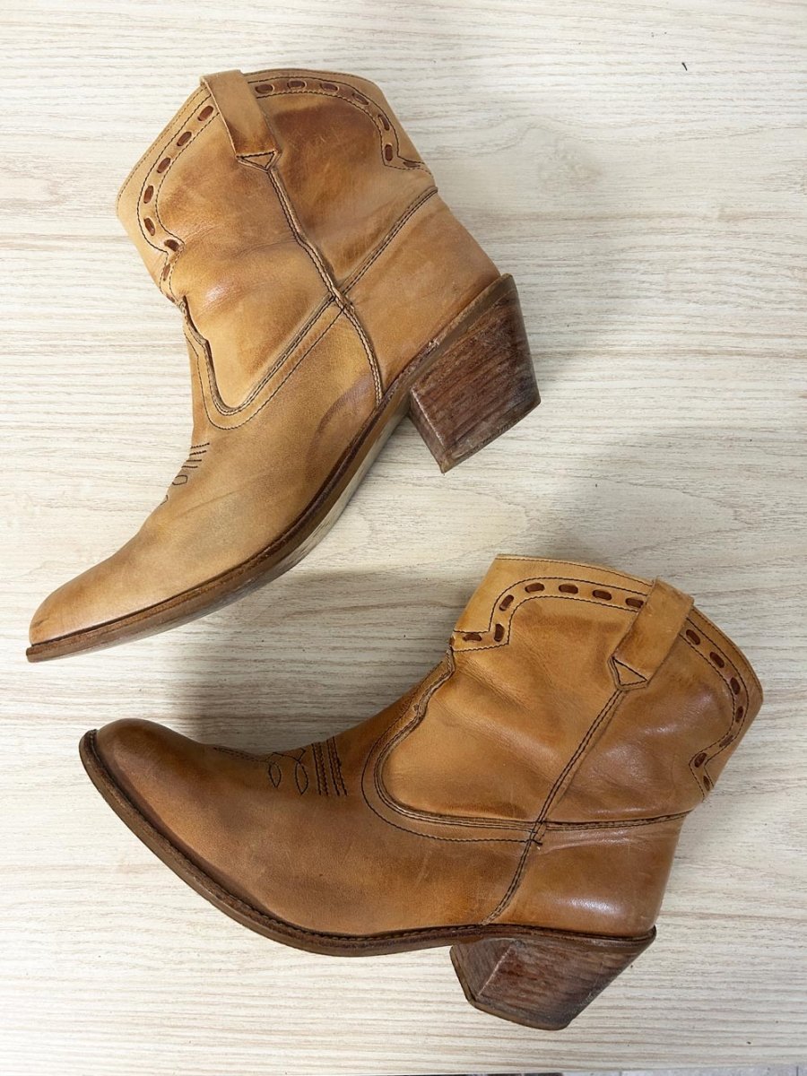 vintage 70s made in romania short western boots - good market thrift store