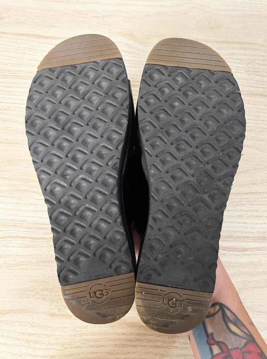 ugg cammie patent leather slide - good market thrift store