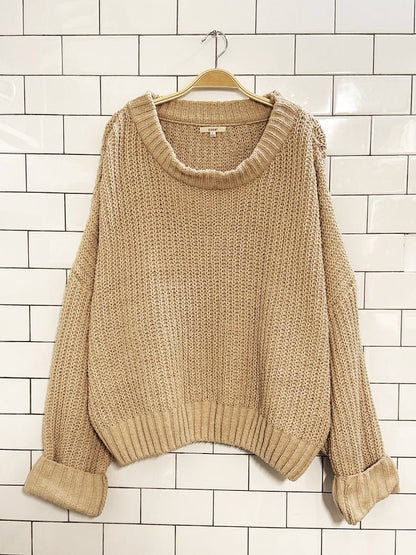 easel LA oversized chenille chunky knit sweater - good market thrift store