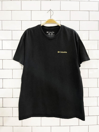 vintage 00s columbia sunset logo tee - good market thrift store