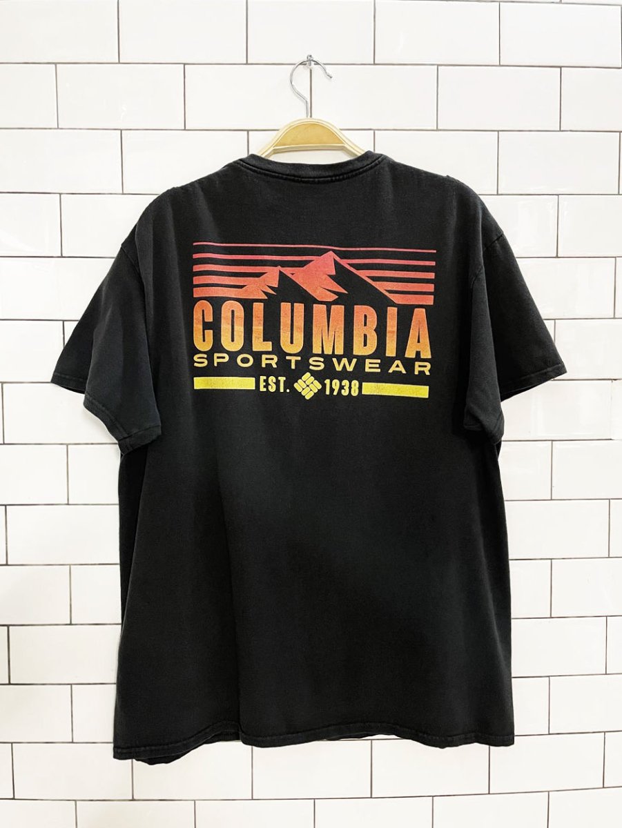 vintage 00s columbia sunset logo tee - good market thrift store