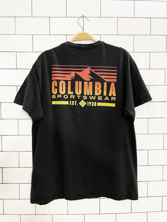 vintage 00s columbia sunset logo tee - good market thrift store