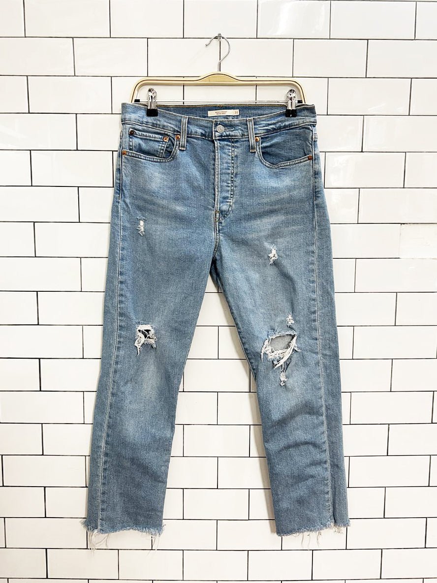 levi's wedgie straight distressed cropped jeans - good market thrift store