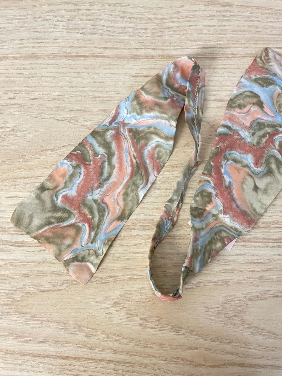 vintage 80s marble poly neck scarf - good market thrift store