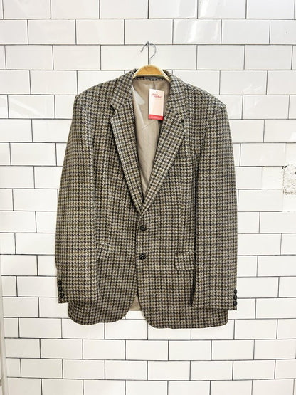 vintage wool blend tweed blazer - good market thrift store