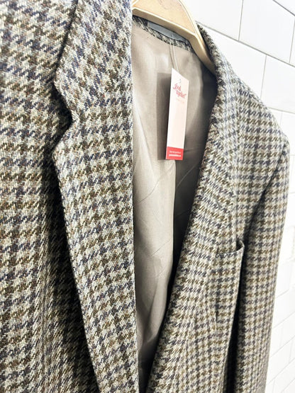 vintage wool blend tweed blazer - good market thrift store