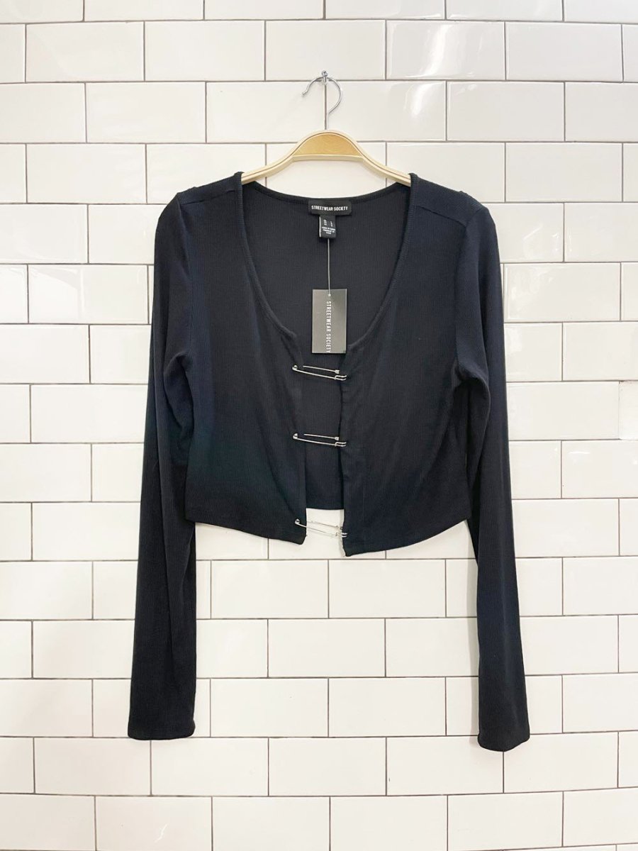 nwt streetwear open kilt pin ribbed long sleeve top - good market thrift store