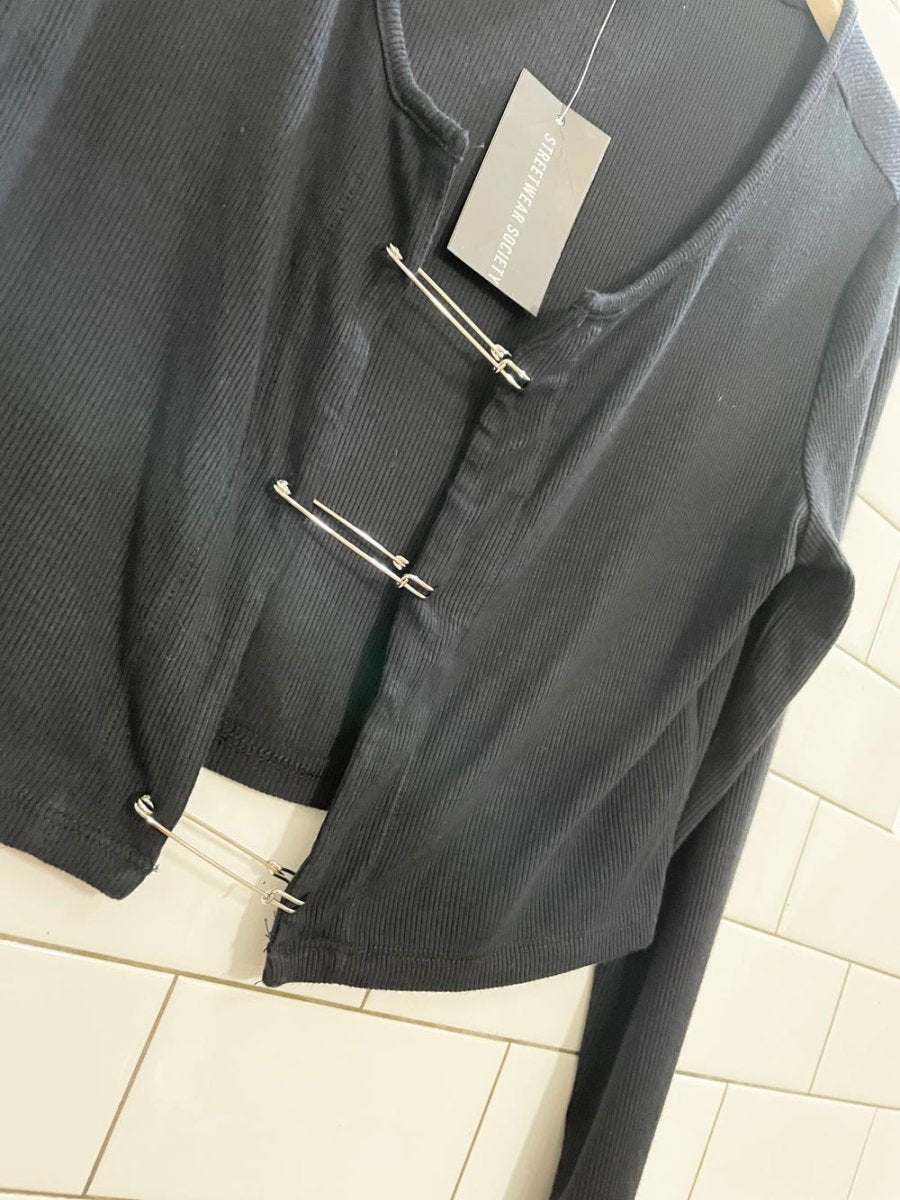 nwt streetwear open kilt pin ribbed long sleeve top - good market thrift store