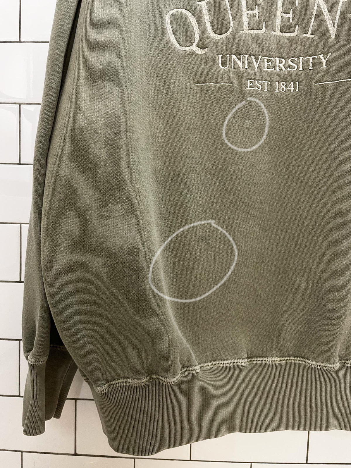 vintage 00s queens university embroidered collegiate sweatshirt | redwood classics | made in Canada