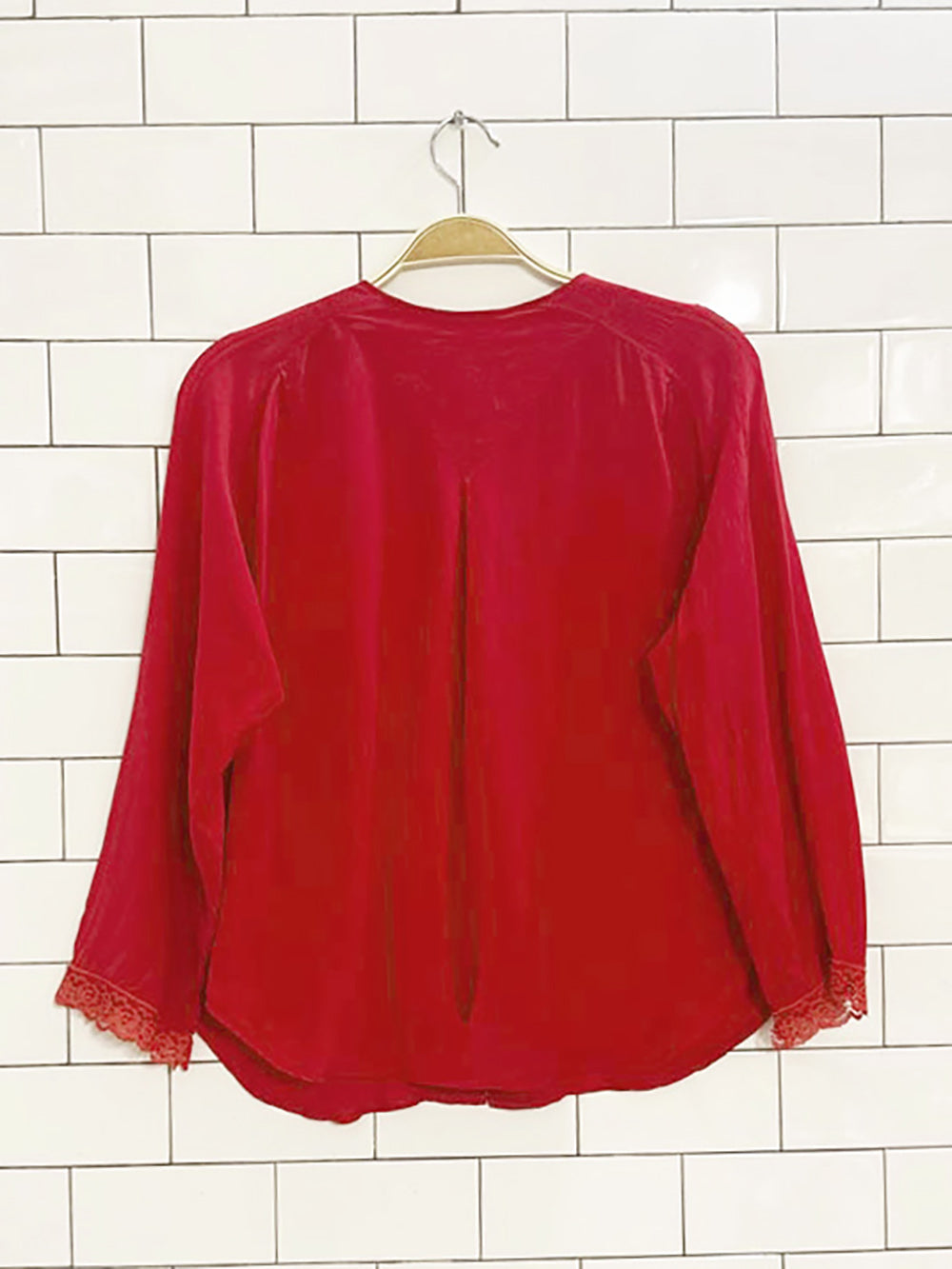 vintage 90s sophisticates 100% silk lace trim blouse