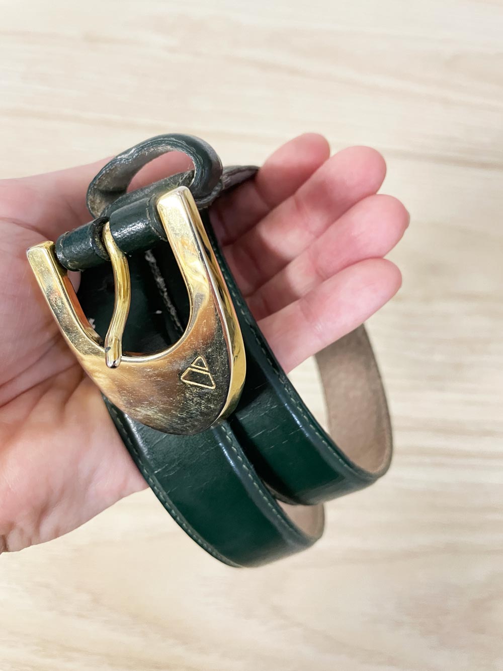 vintage 90s liz claiborne leather belt - good market thrift store