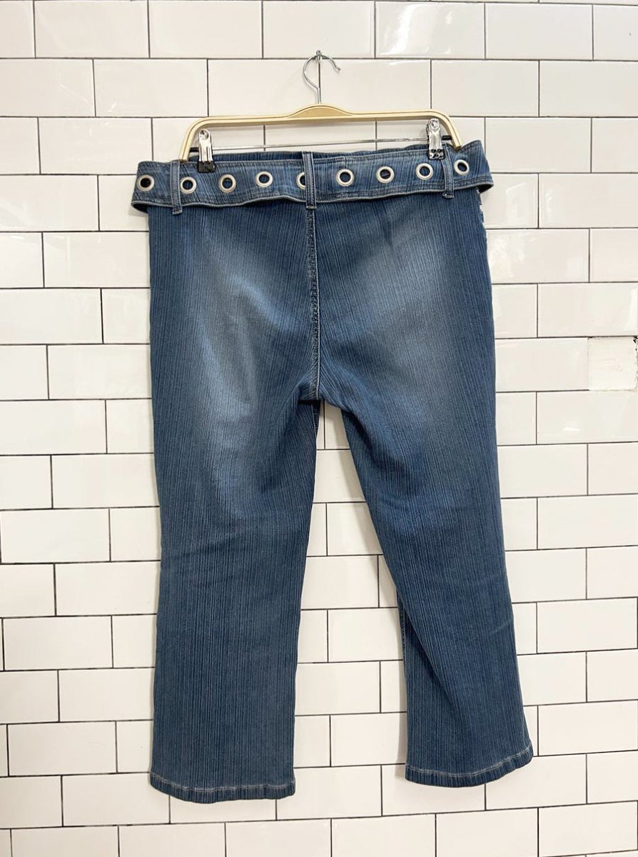 y2k santa barbara low rise denim capri - good market thrift store