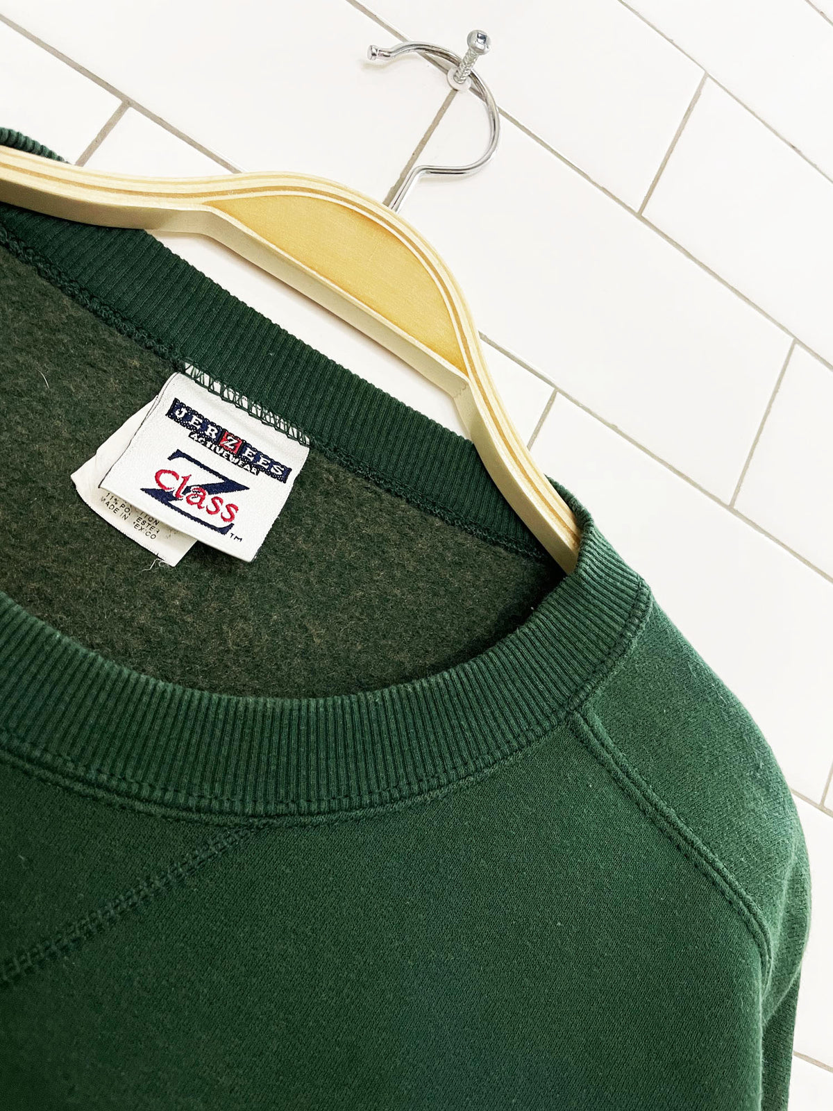 vintage 90s lake placid embroidered spell out moose sweatshirt | jerzees z class